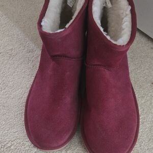 Koolaburra Women's Plush Lined Boots - Deep Red